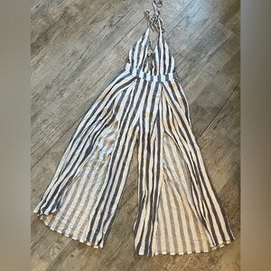 Skylar + Madison Navy/White Striped Halter Jumpsuit with leg cut out detail Sz L